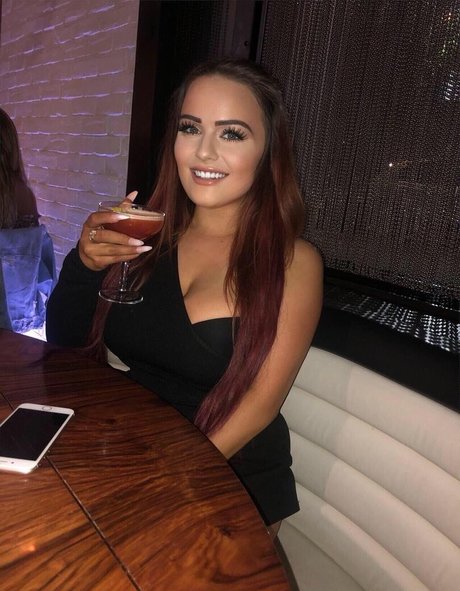 Naken lekkede OnlyFans-bilde av Shauni Rixon