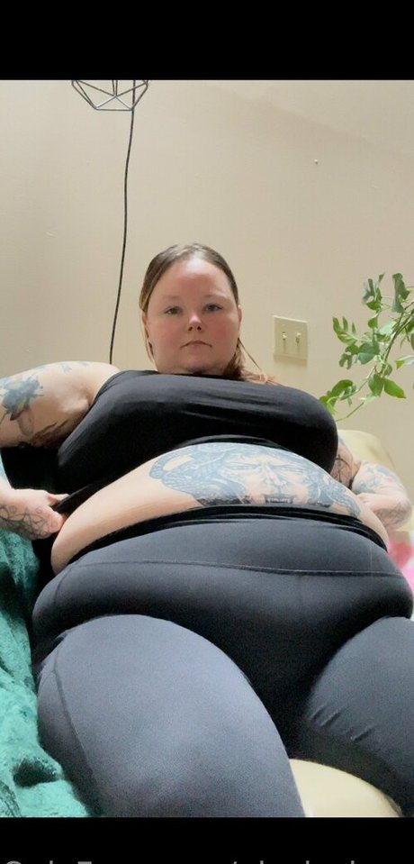 Naken lekkede OnlyFans-bilde av Giselebundtcake