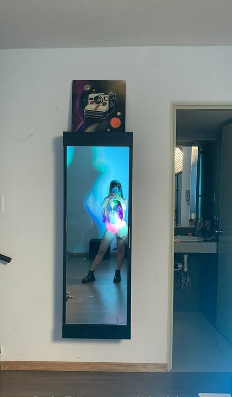 Naken läckt OnlyFans-bild av Nbxbbyxoxo