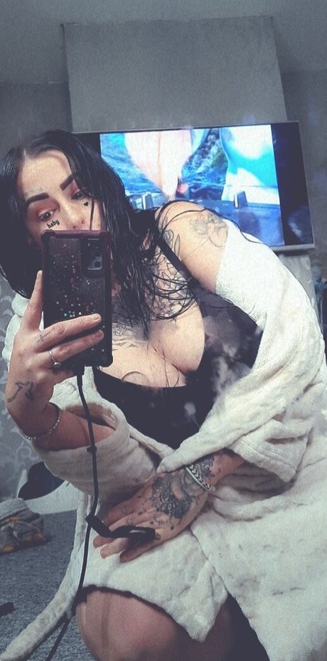 Savagequeenannie