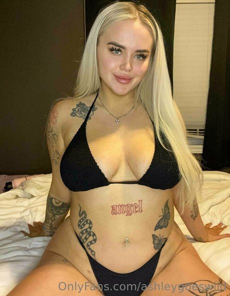 Ashleygoeswild