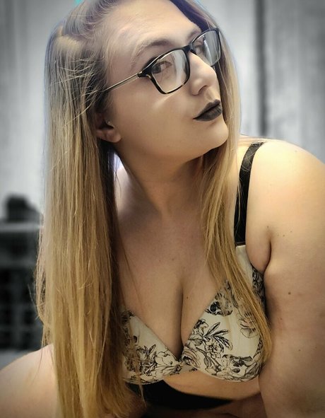 Yourlovelylady