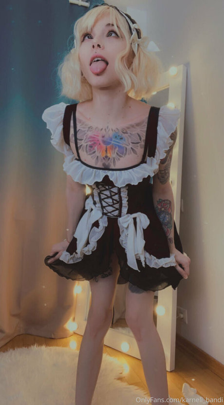 Nagie wyciekłe zdjęcie OnlyFans od Karneli Bandi