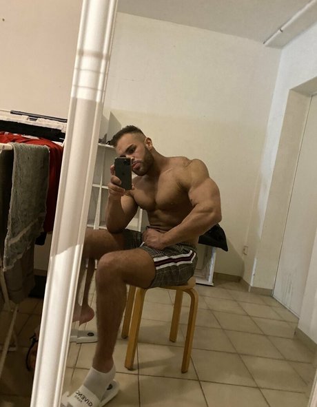 Flexmusclegod