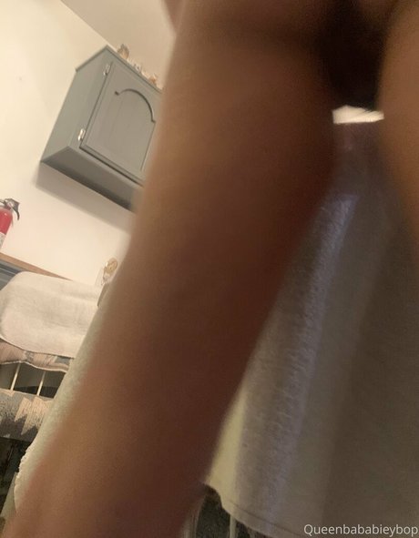 Обнаженная фотография утечки OnlyFans от Babieybop23