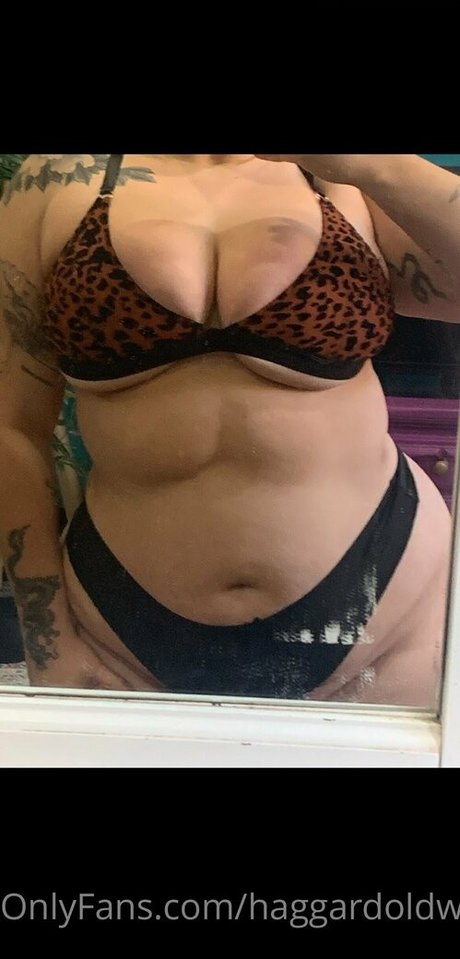 Nahá fotka uniklých OnlyFans od Haggardoldwitch
