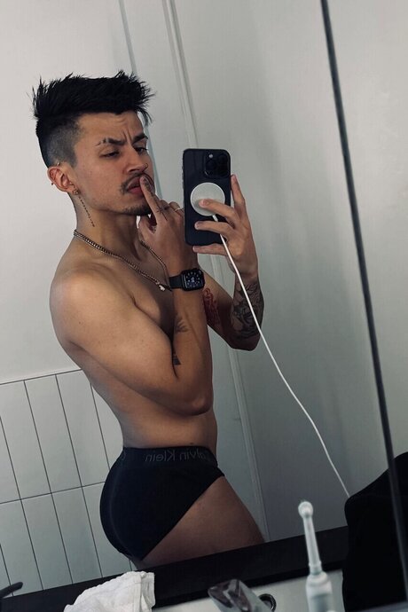 Foto nua vazada do OnlyFans de Loverboy05