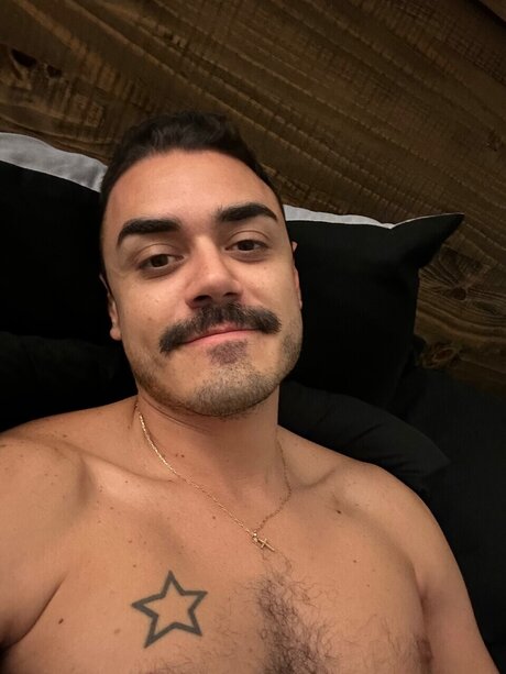 Nagie wyciekłe zdjęcie OnlyFans od Apollo Knight