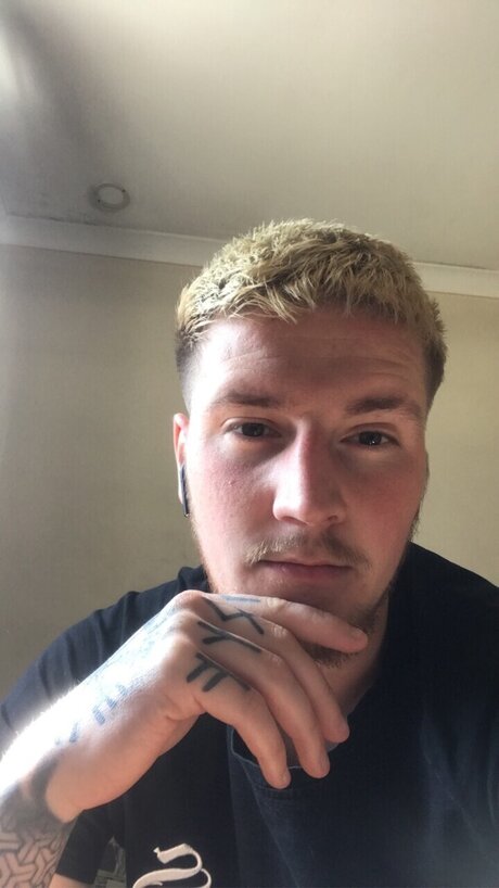 Photo nue de fuite OnlyFans de Ryan