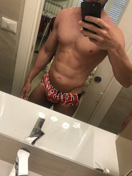 Foto nua vazada do OnlyFans de Goldenboyz