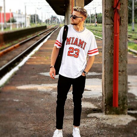 Julianolondon OnlyFansリークヌード写真