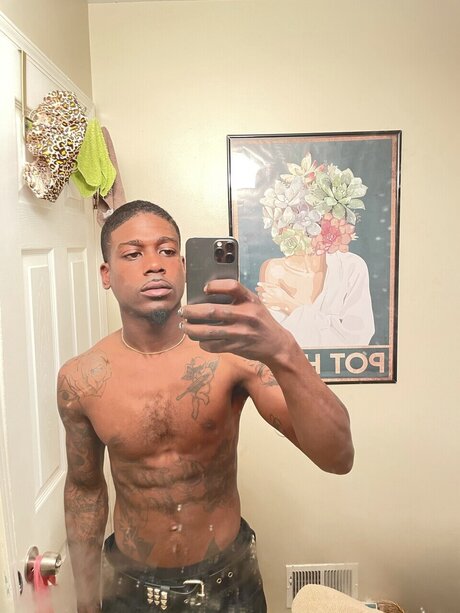 Alaston vuotanut OnlyFans-kuva Thebiggestbilly