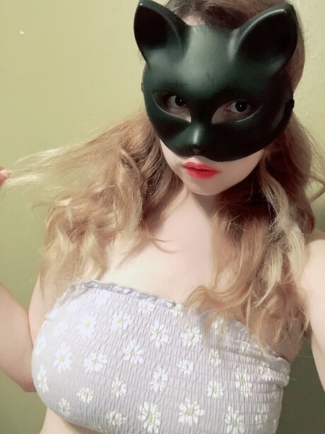 Foto desnuda filtrada de OnlyFans de Kittengal2014
