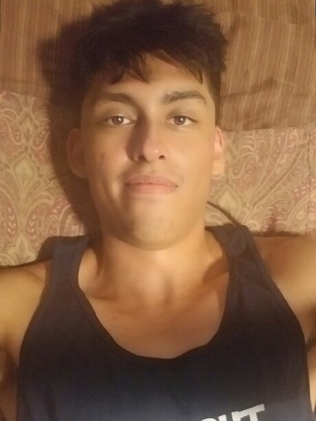 Nahá fotka uniklých OnlyFans od Therecanbeonlyjuan