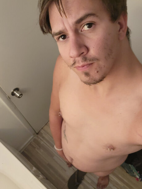 Foto desnuda filtrada de OnlyFans de Lucky96