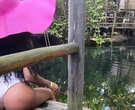 Naken läckt OnlyFans-bild av Laleelux
