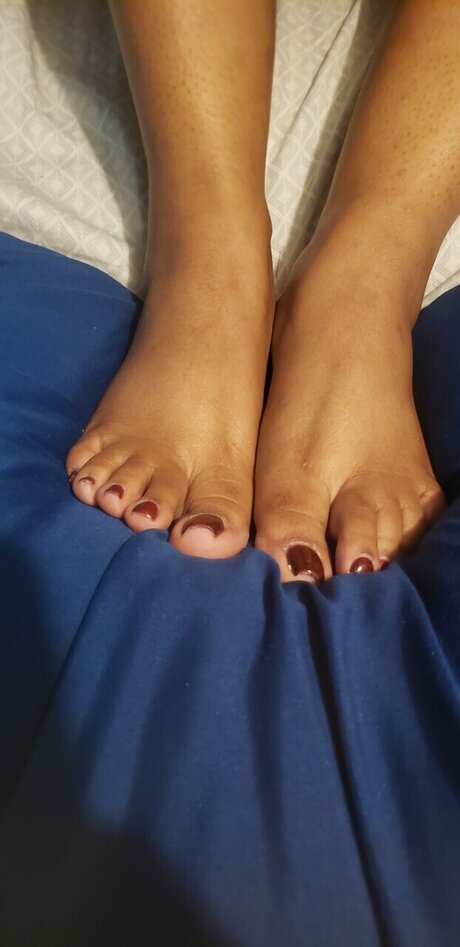 Alaston vuotanut OnlyFans-kuva Feetgalore1988