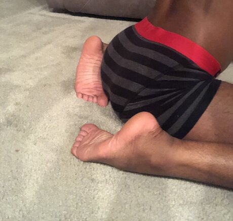 Naakte gelekte OnlyFans-foto van Aryeyez