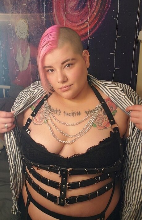 Foto di nudo di fuga di OnlyFans di Kiki