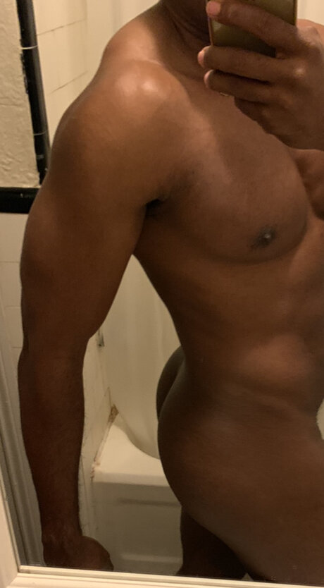 Nøgent lækket OnlyFans-billede af Vince Xxxavier