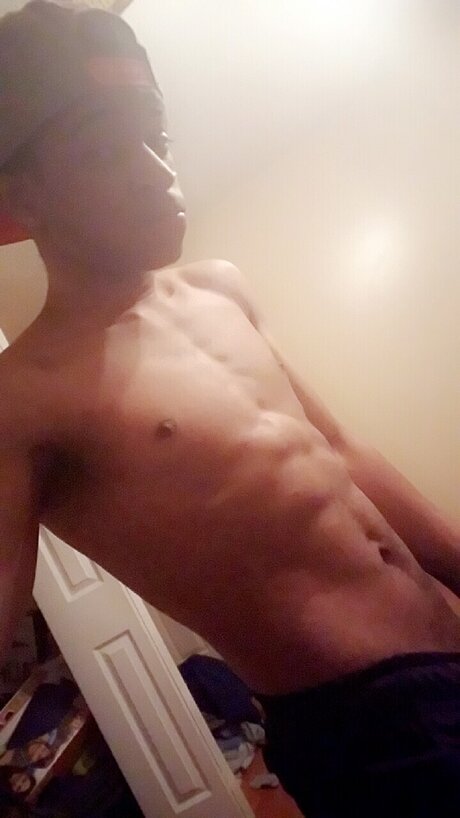 Naken läckt OnlyFans-bild av Obeysmith