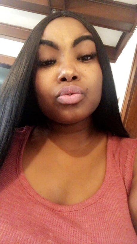 Nahá fotka uniklých OnlyFans od Chynawhite31
