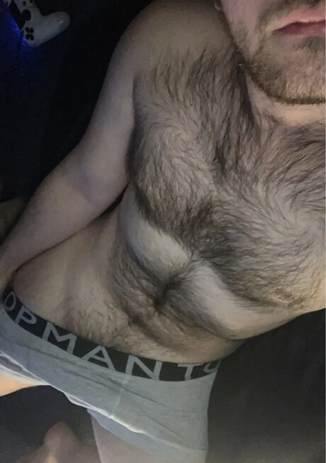 Обнаженная фотография утечки OnlyFans от Hairytopscot