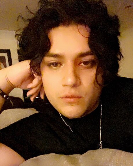 Alaston vuotanut OnlyFans-kuva Serenagillboux