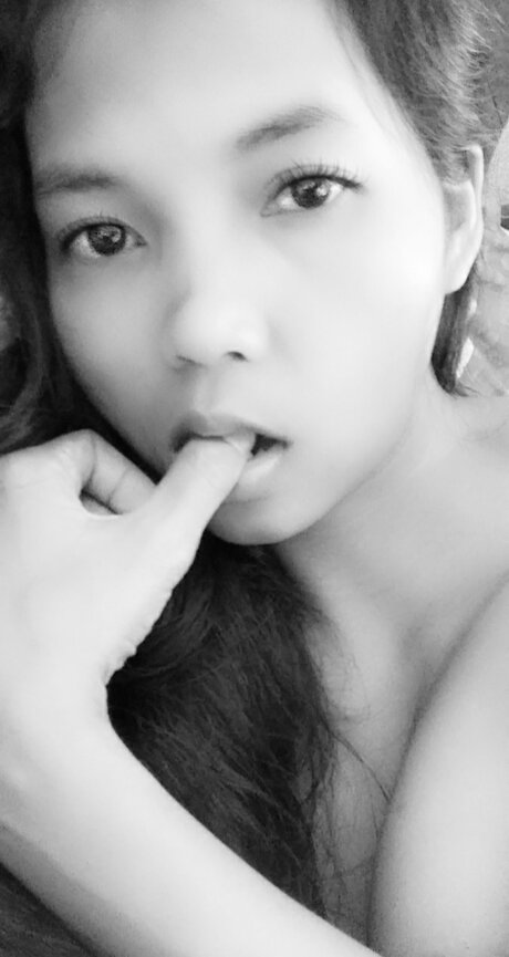 Alasti lekkinud OnlyFans-i pilt Crazdvviiee