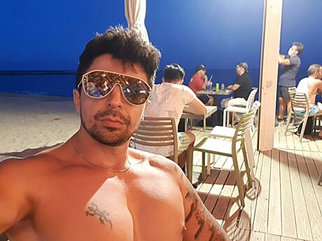 Nelstrong  nude leaked OnlyFans photo