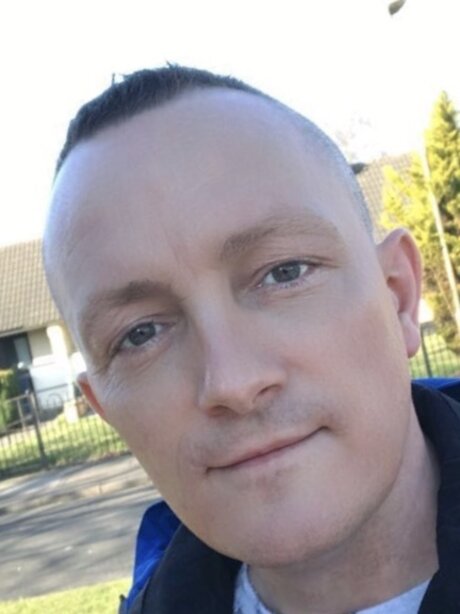 Alasti lekkinud OnlyFans-i pilt Scott Gilbertson