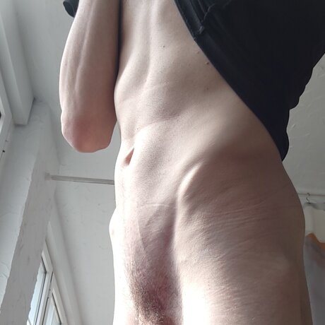 Alasti lekkinud OnlyFans-i pilt Gabrielzaphyre