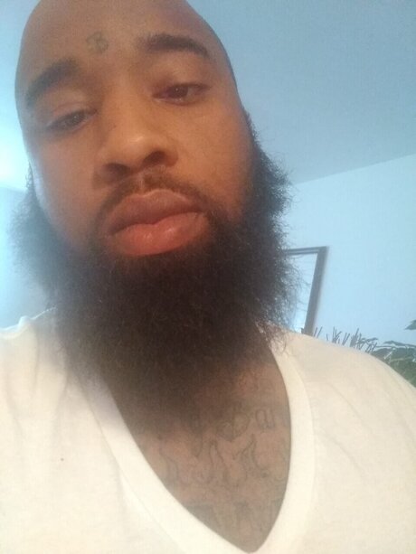 Naken läckt OnlyFans-bild av Kavalli Carter