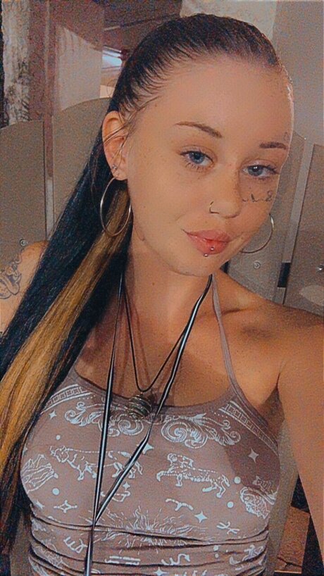 Nagie wyciekłe zdjęcie OnlyFans od Lexie