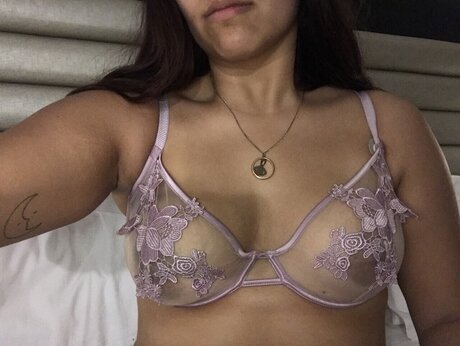 Nacktes geleaktes OnlyFans-Foto von Clementine