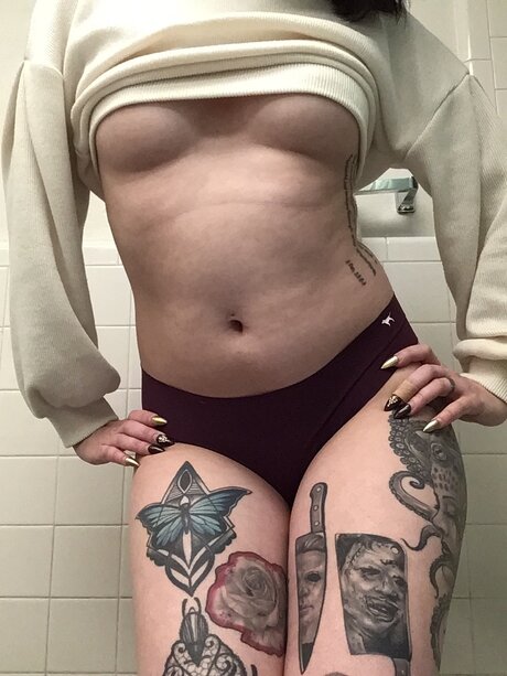 Foto desnuda filtrada de OnlyFans de Lily