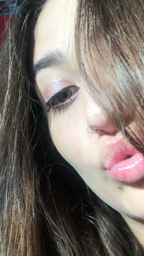 Alaston vuotanut OnlyFans-kuva Angels Feet