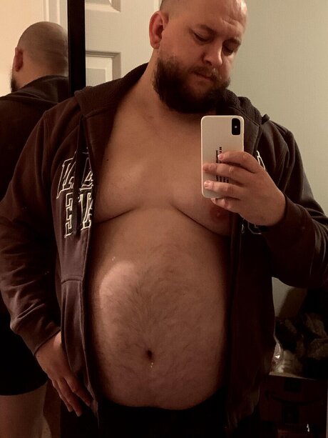 Naken läckt OnlyFans-bild av Daddyslittlethiccboi