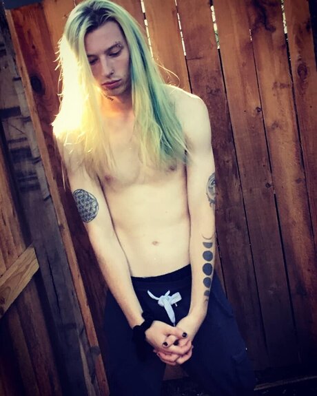 Naakte gelekte OnlyFans-foto van Christiansafan