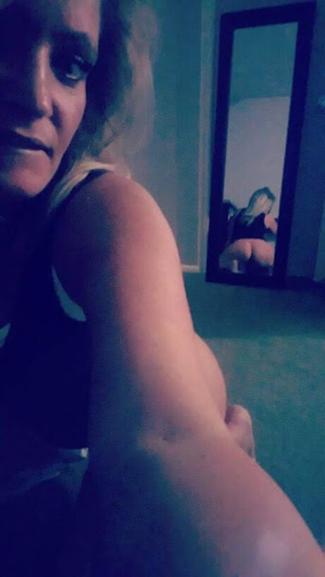Nacktes geleaktes OnlyFans-Foto von Rayna Ryder Vip