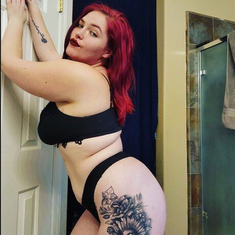 Naken läckt OnlyFans-bild av Carter Belle