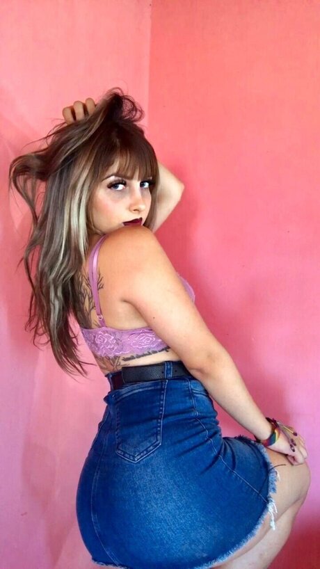 Naken läckt OnlyFans-bild av Mica