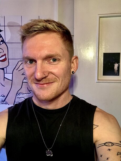 Foto di nudo di fuga di OnlyFans di Ambros