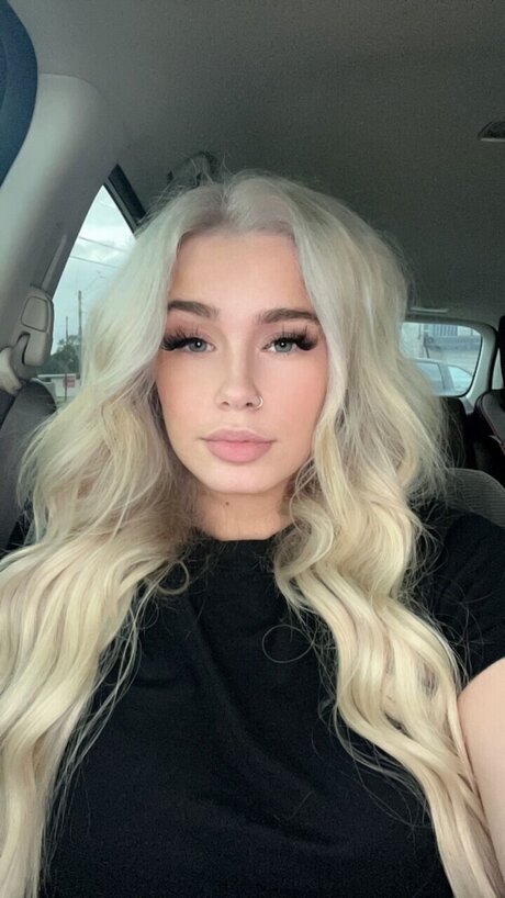Naakte gelekte OnlyFans-foto van Chloe