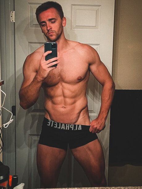 Nacktes geleaktes OnlyFans-Foto von Captain America