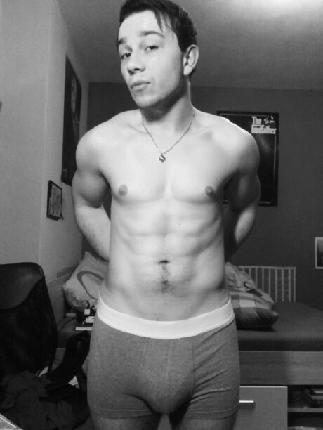 Foto di nudo di fuga di OnlyFans di Mrbulls