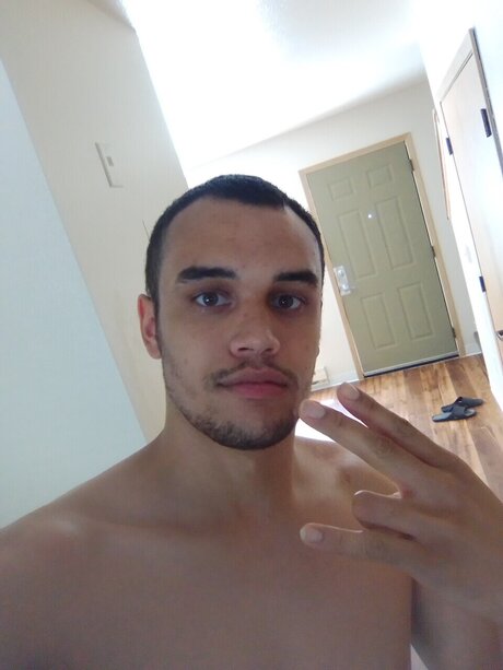 Nacktes geleaktes OnlyFans-Foto von David Graham