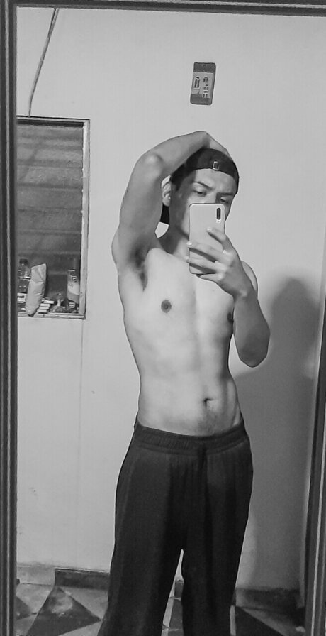 Mario Menjivar  nude leaked OnlyFans photo