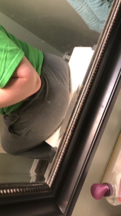 Naken lekkede OnlyFans-bilde av Zach