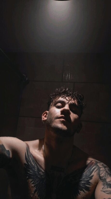Naken läckt OnlyFans-bild av Stiben